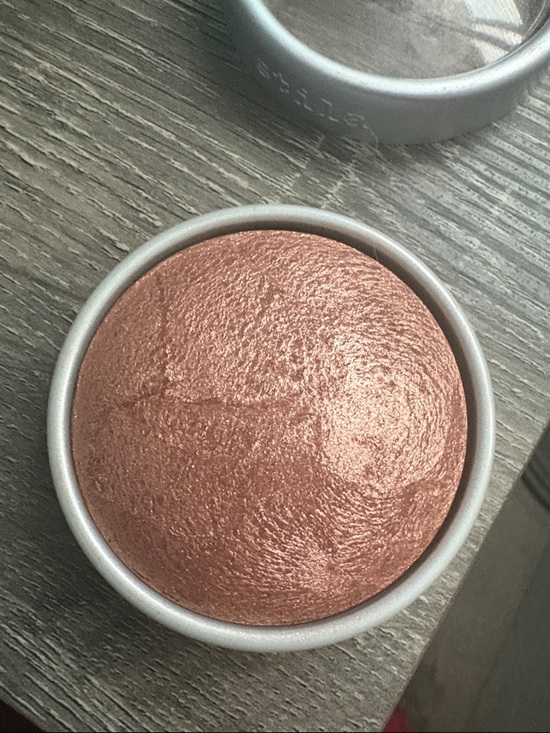 Stila Other - Stila illuminating finishing powder bronze